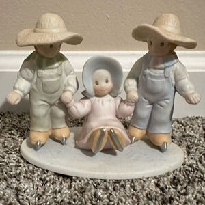 Vintage HOMCO 1990 Circle of friends Love Lifted Me